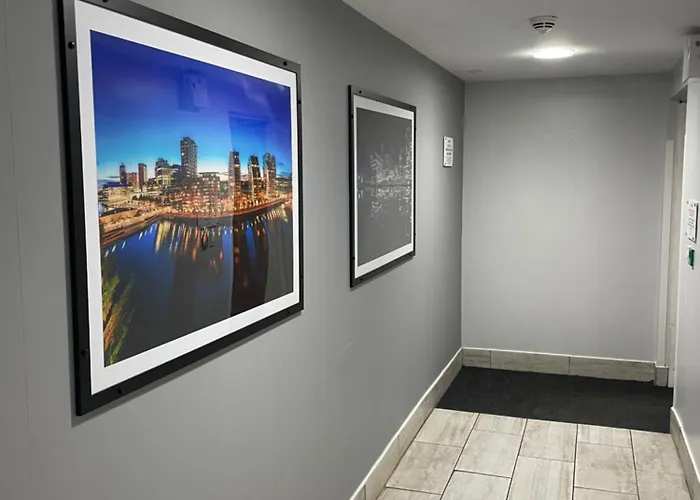 Manchester Old Trafford Cityview En-Suite Apt